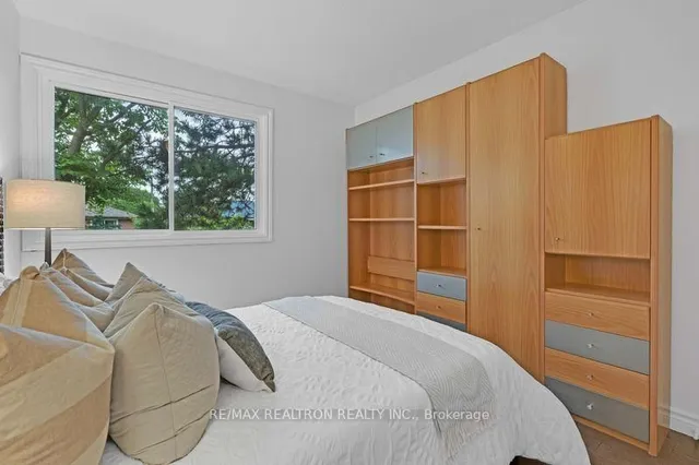 Additional property image - 296 Torresdale Ave Unit 17