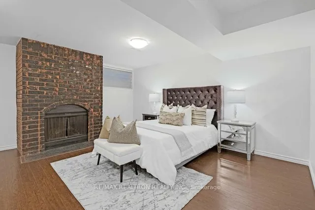Additional property image - 296 Torresdale Ave Unit 17