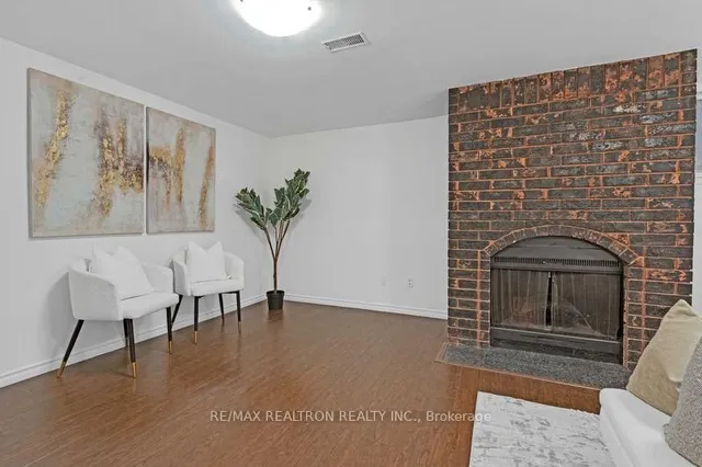Additional property image - 296 Torresdale Ave Unit 17