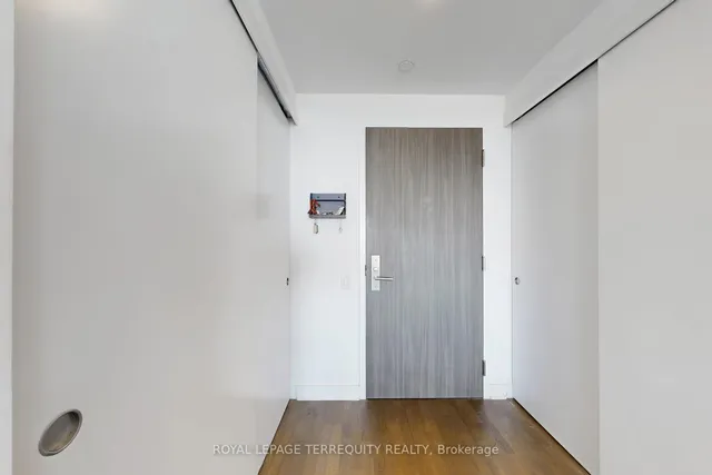 Additional property image - 185 Roehampton Ave Unit 1707