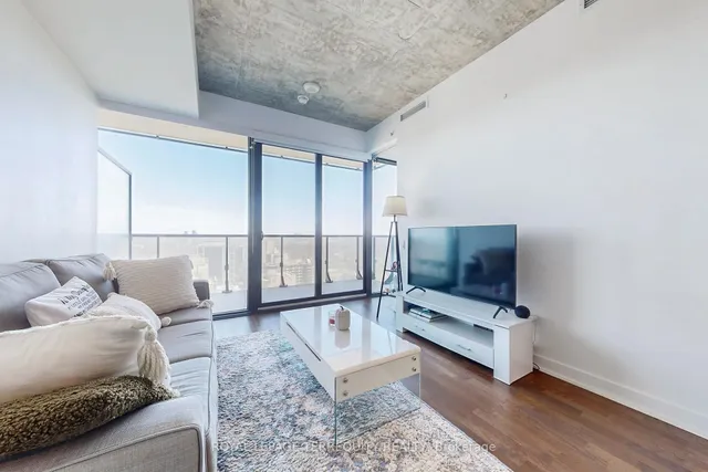 Additional property image - 185 Roehampton Ave Unit 1707