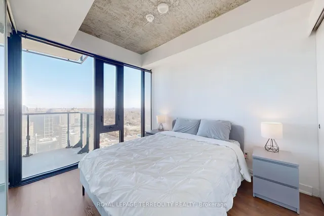 Additional property image - 185 Roehampton Ave Unit 1707