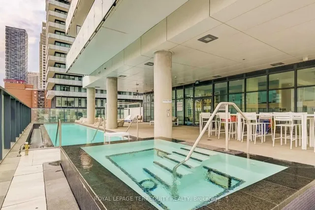Additional property image - 185 Roehampton Ave Unit 1707