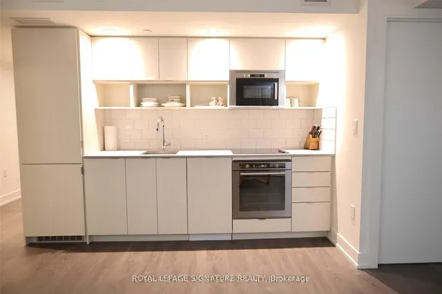 Additional property image - 89 McGill St Unit 1411