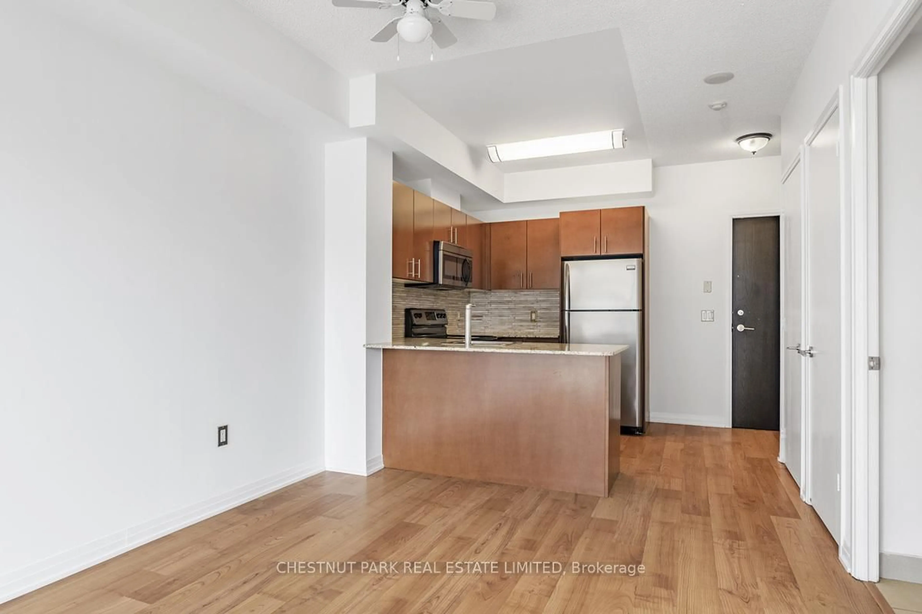 Standard kitchen, unknown for 25 Cole St #525, Toronto Ontario M5A 4M3