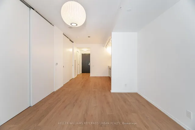 Additional image 31 of 125 Peter St Unit 1811