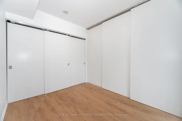 Additional image 29 of 125 Peter St Unit 1811