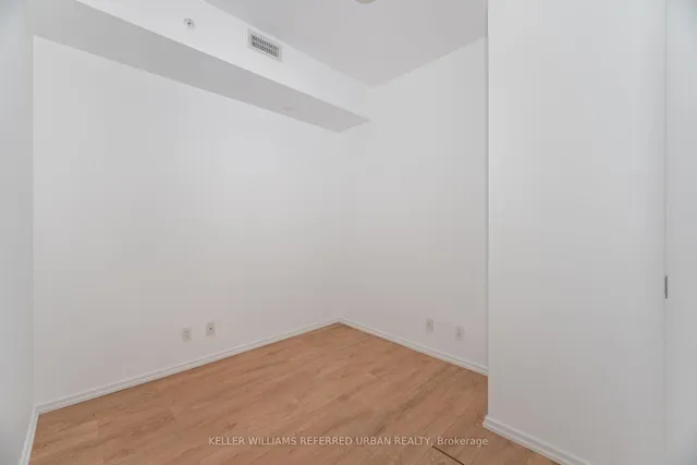 Additional image 24 of 125 Peter St Unit 1811