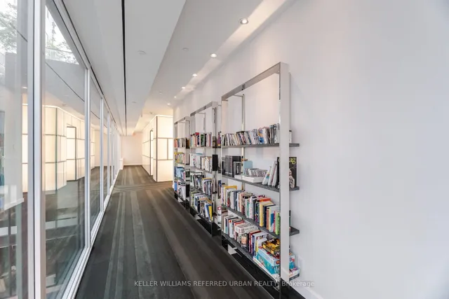 Additional image 15 of 125 Peter St Unit 1811