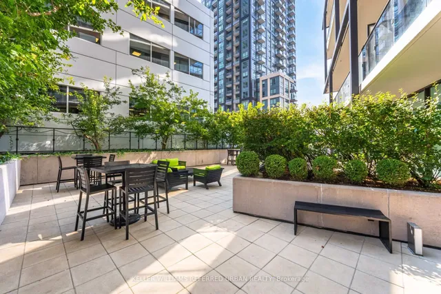 Additional image 9 of 125 Peter St Unit 1811