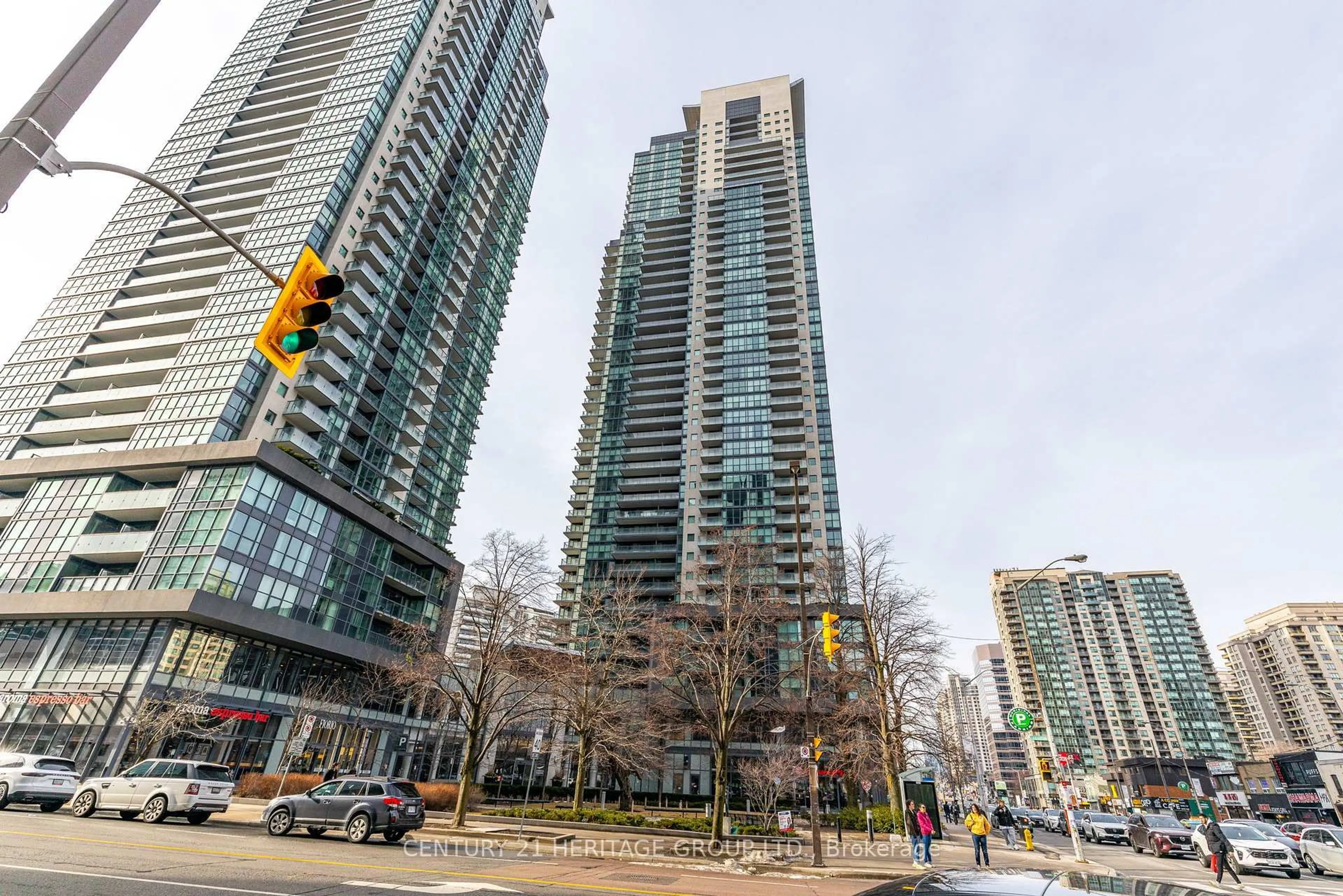 Patio, city buildings view from balcony for 5168 Yonge St #3701, Toronto Ontario M2N 0G1