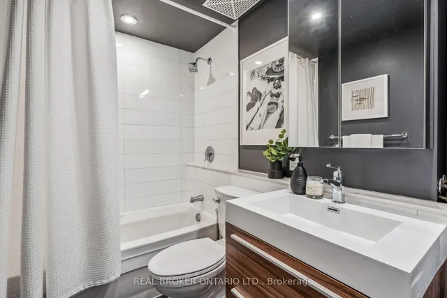 Additional property image - 637 Lake Shore Blvd Unit 412