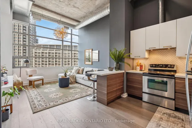 Additional property image - 637 Lake Shore Blvd Unit 412