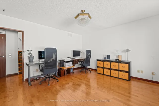 Additional property image - 3 Bluejay Pl