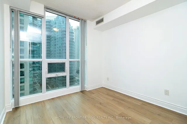 Additional property image - 12 Yonge St Unit 1206