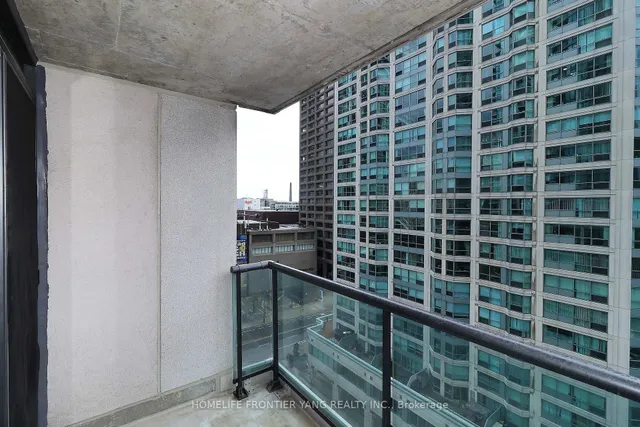 Additional property image - 12 Yonge St Unit 1206