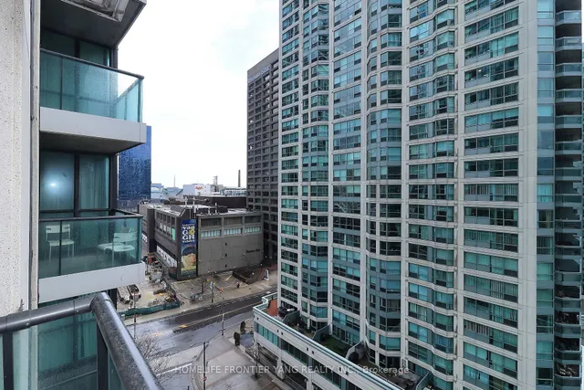 Additional property image - 12 Yonge St Unit 1206
