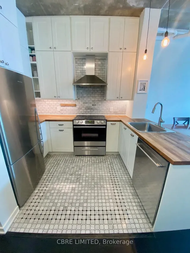 Additional property image - 388 Richmond St Unit 1107