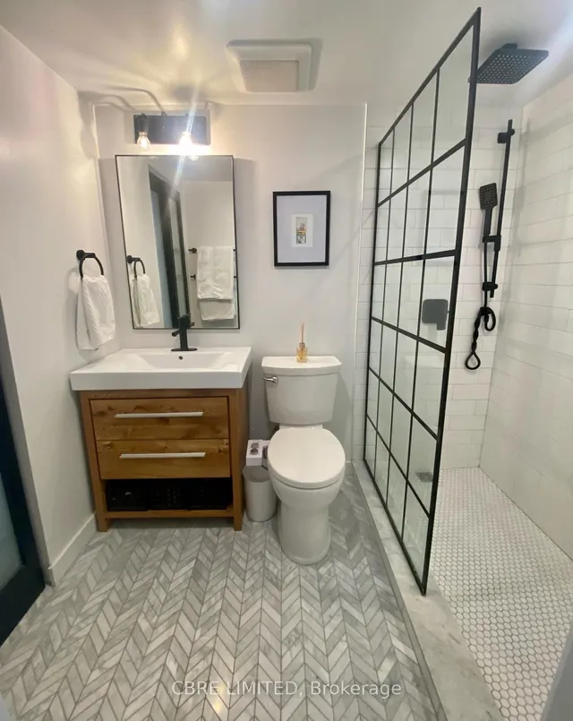 Additional property image - 388 Richmond St Unit 1107