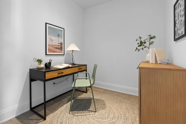 Additional property image - 101 Erskine Ave Unit 2303