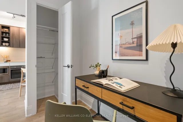 Additional property image - 101 Erskine Ave Unit 2303