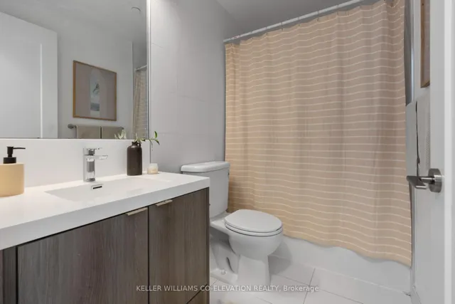 Additional property image - 101 Erskine Ave Unit 2303