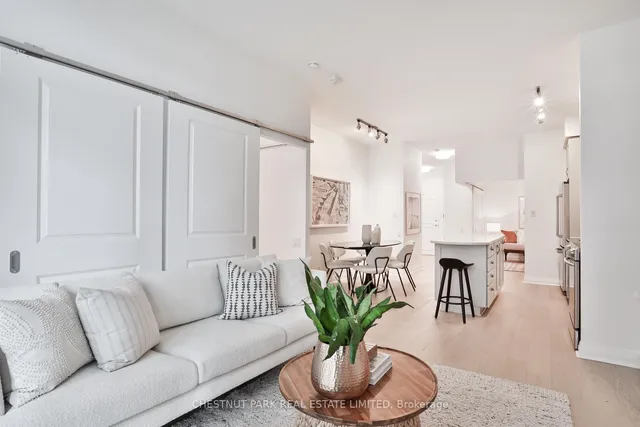 Additional property image - 20 Scrivener Sq Unit 107