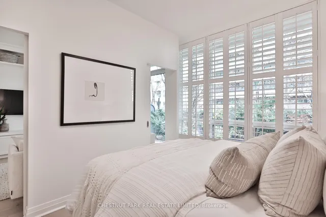 Additional property image - 20 Scrivener Sq Unit 107