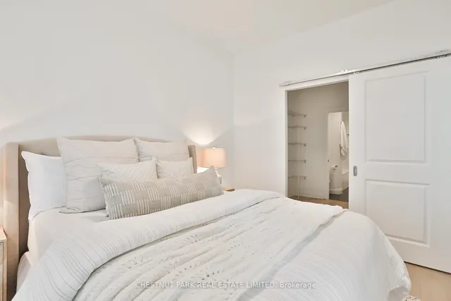 Additional property image - 20 Scrivener Sq Unit 107