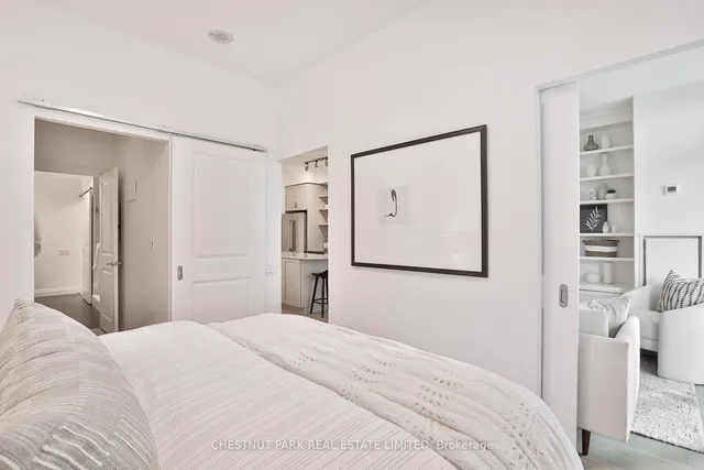 Additional property image - 20 Scrivener Sq Unit 107