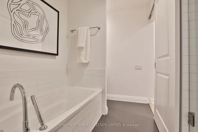 Additional property image - 20 Scrivener Sq Unit 107