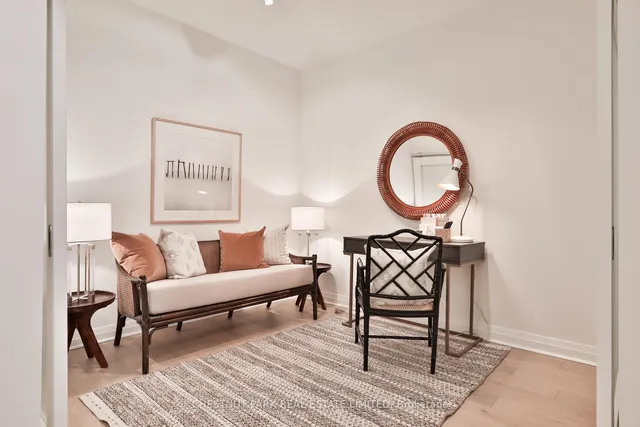 Additional property image - 20 Scrivener Sq Unit 107