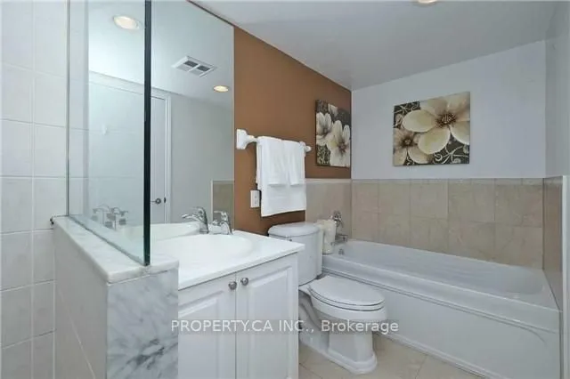 Additional property image - 410 Queens Quay N/A Unit 1417
