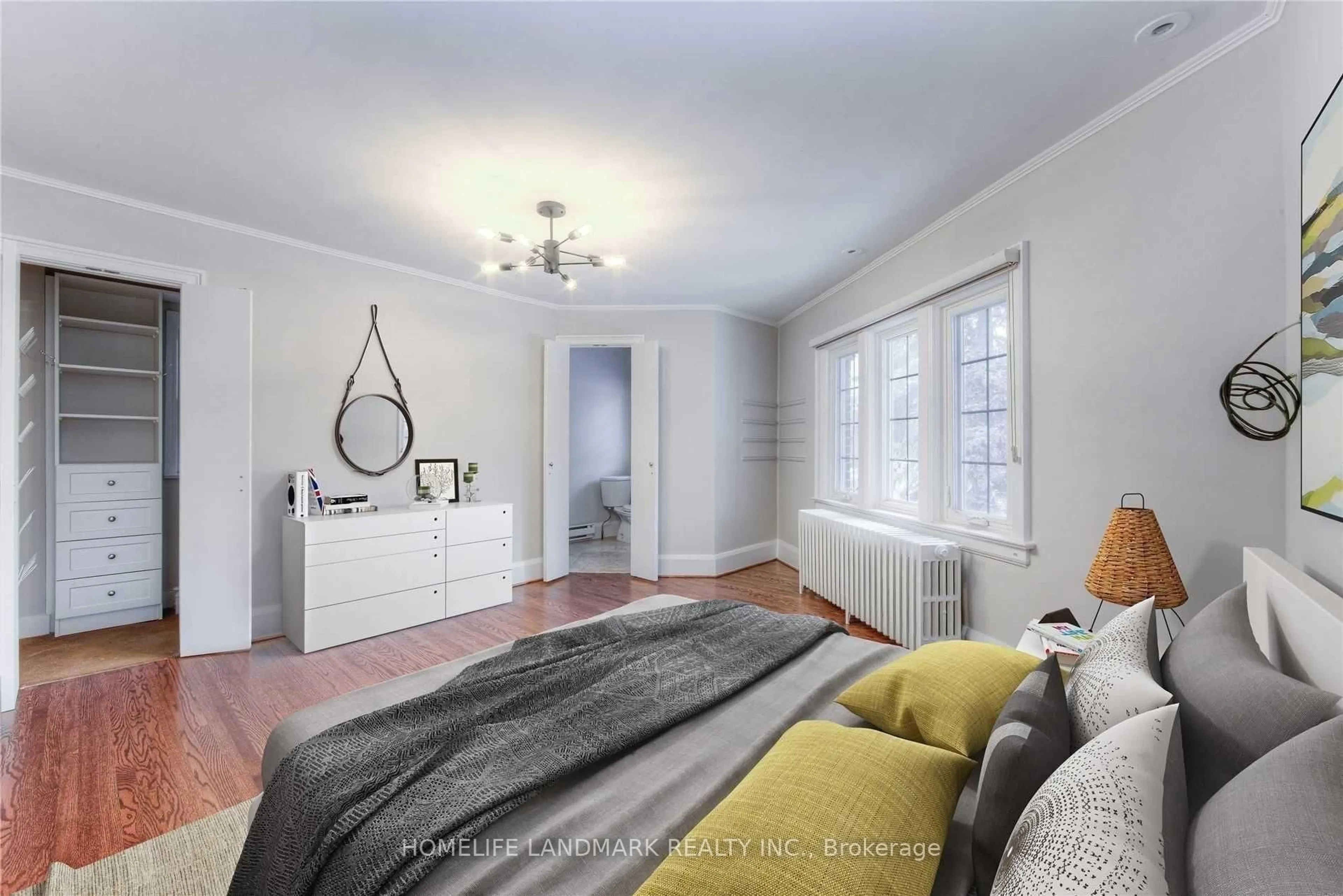 Bedroom with bed, unknown for 283 Chaplin Cres, Toronto Ontario M5P 1B1