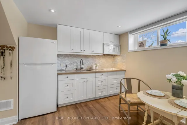 Additional property image - 154 Brighton Ave