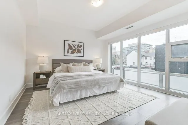 Additional property image - 120 Parliament St Unit Th105