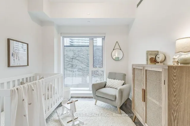 Additional property image - 120 Parliament St Unit Th105