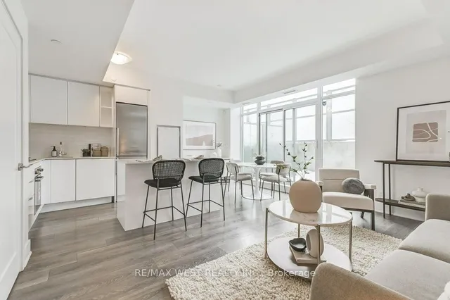 Additional property image - 120 Parliament St Unit Th105