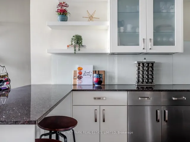 Additional property image - 360 Bloor St Unit PH1