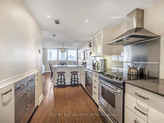 Additional property image - 360 Bloor St Unit PH1