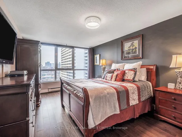 Additional property image - 360 Bloor St Unit PH1
