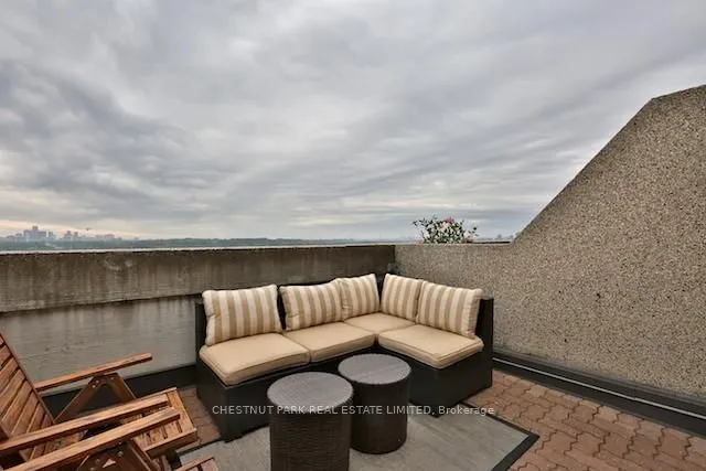 Additional property image - 360 Bloor St Unit PH1