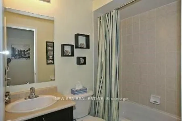 Additional property image - 88 Carr St Unit 19