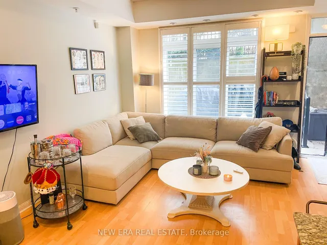 Additional property image - 88 Carr St Unit 19