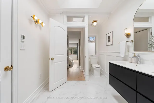 Additional property image - 444 Sumach St