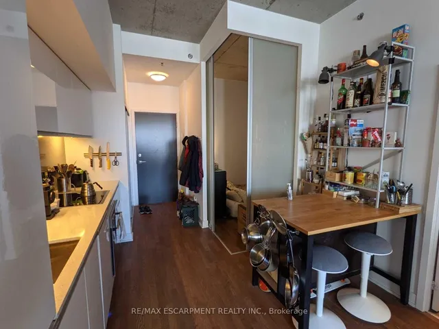 Additional property image - 20 Minowan Miikan Lane Unit 323