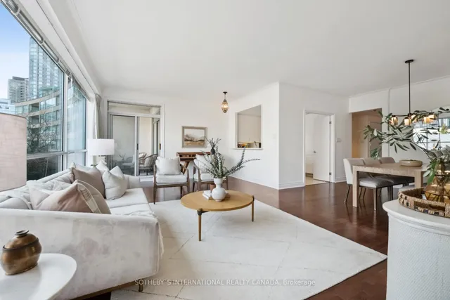 Additional property image - 77 Avenue Rd Unit 306