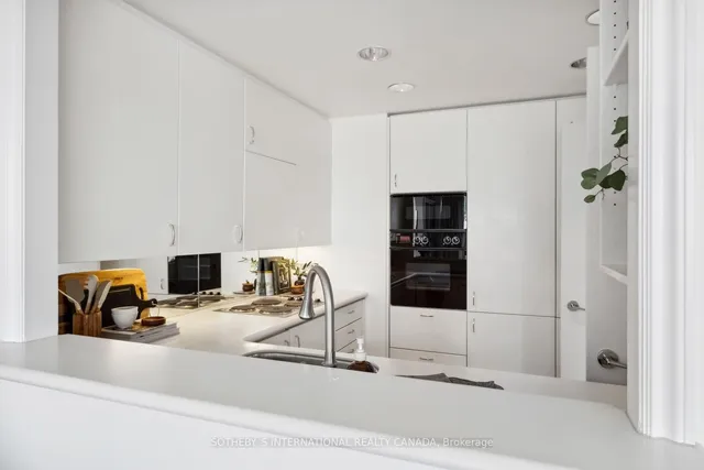 Additional property image - 77 Avenue Rd Unit 306