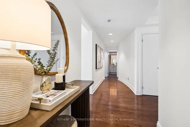 Additional property image - 77 Avenue Rd Unit 306