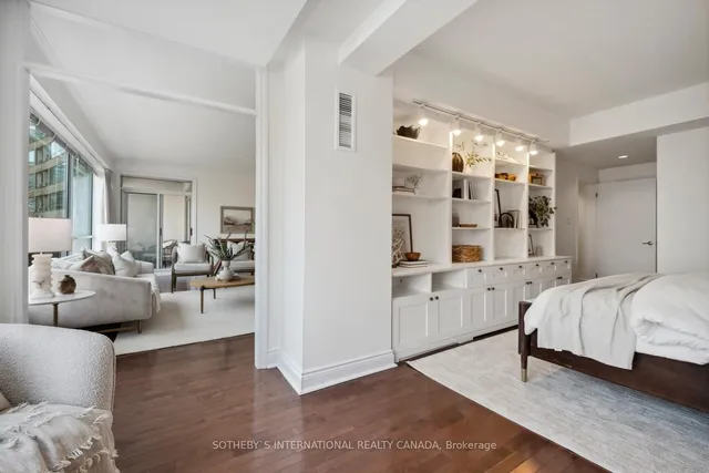 Additional property image - 77 Avenue Rd Unit 306